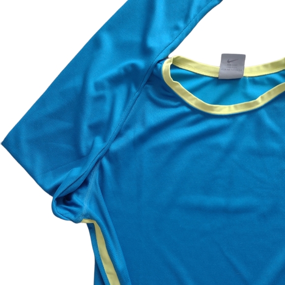 Nike Dri-fit long sleeve 2 tone shirt. Size is Large (12-14) in women's. - Picture 6 of 9
